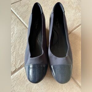 Women’s navy blue wedge ballet shoes
